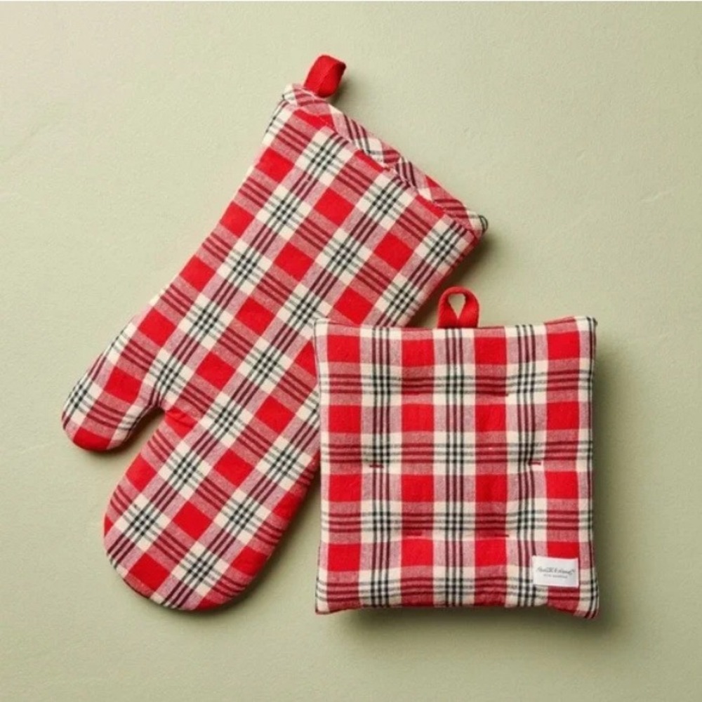 Hearth & Hand Magnolia Oven Mitt‎ & Potholder Set Red Plaid Modern Farmhouse